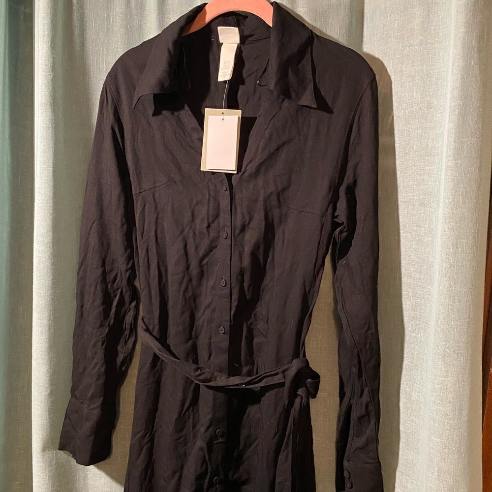 NWT Ladies H&M Dress - Picture 2 of 8